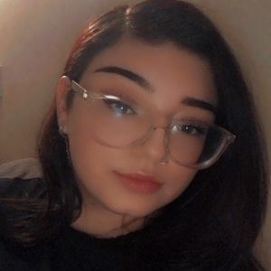 Meet your Posher, Shyla